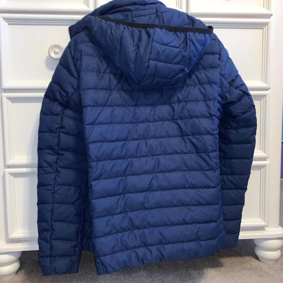 Calvin Klein navy puffer coat - Picture 13 of 15